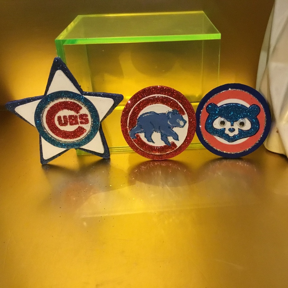 Handcrafted Chicago Cubs Baseball Magnets Set of 3 - Picture 2 of 3